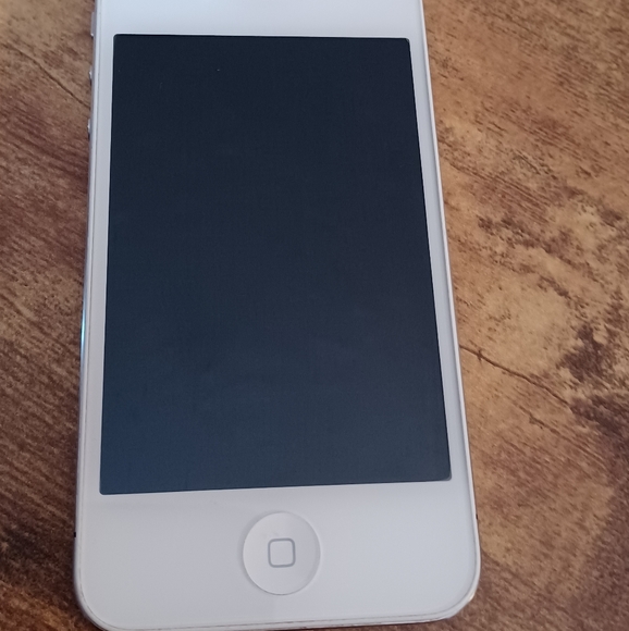 Apple iPhone Model A1387 4S GSM 16GB - White - Picture 4 of 5